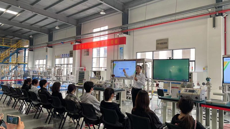 有机化工原料定制化生产的奥秘：精细化工如何满足个性化需求**